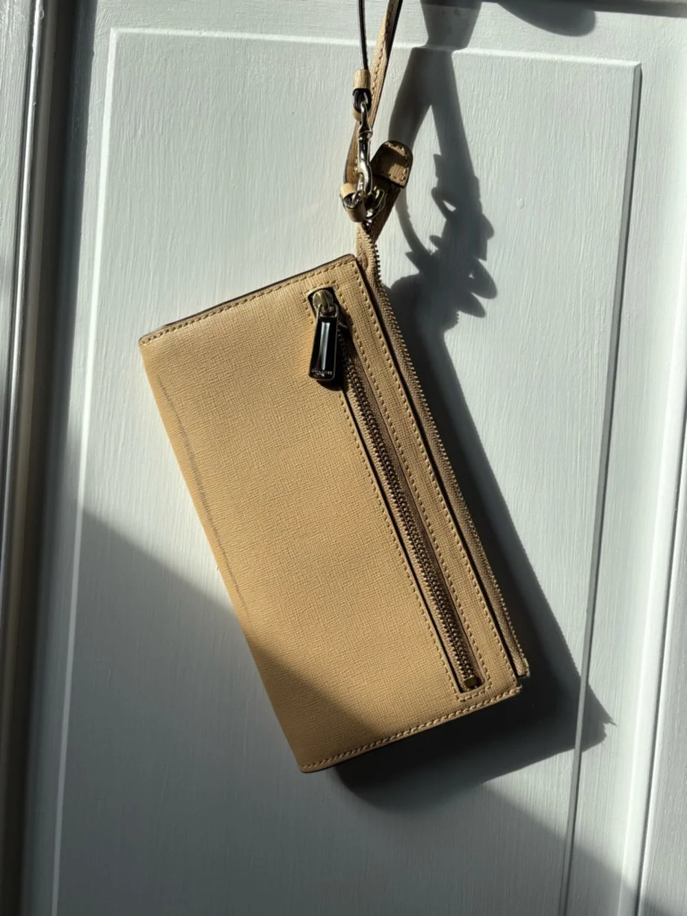 Coach Beige Leather Wristlet with Gold Hardware - Picture 2 of 4